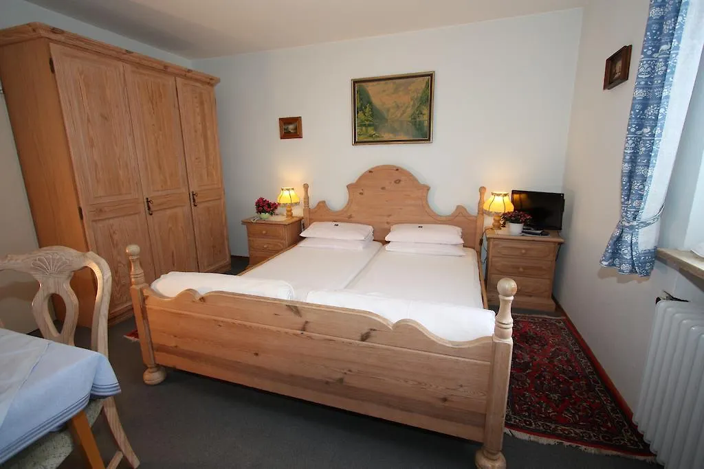 Haus Hollental Hotel Garmisch-Partenkirchen Tyskland